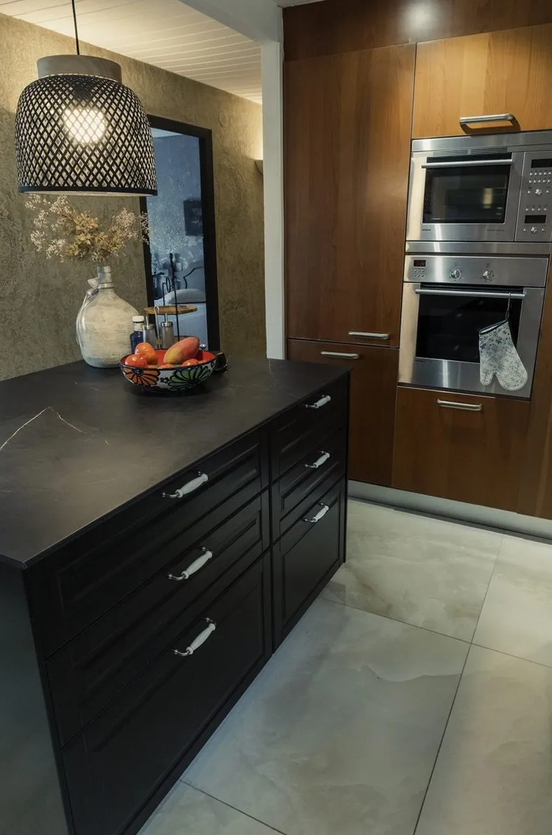 Top-floor Apartment 7